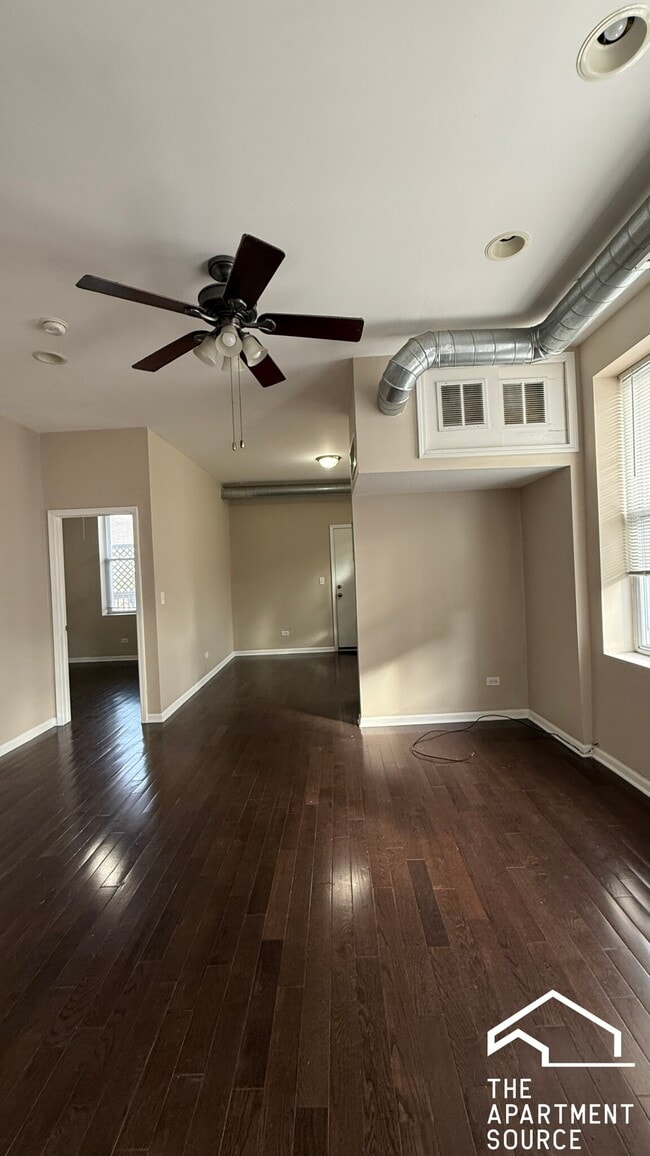 Building Photo - 1919 S Racine Ave