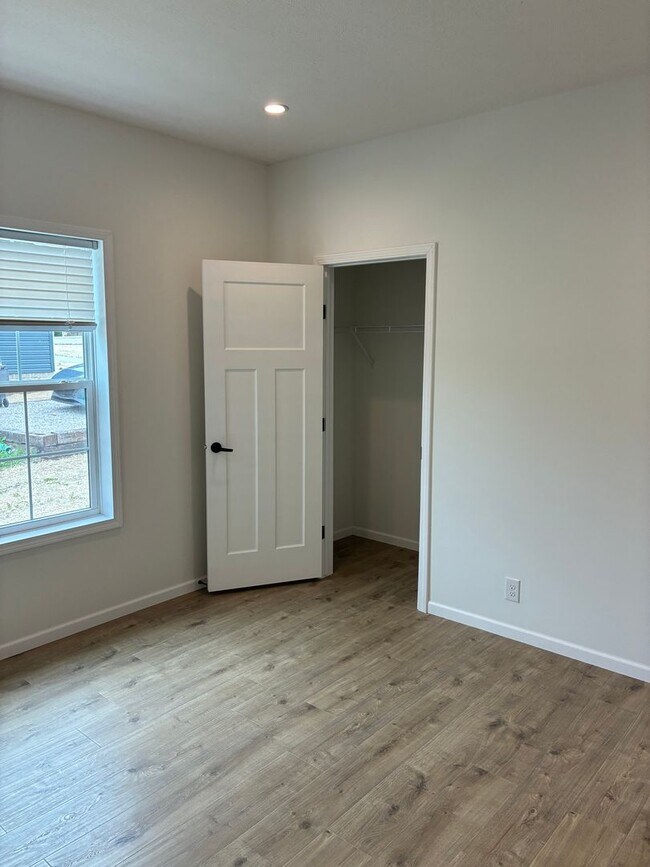 Building Photo - Modern 3 Bedroom 2 Bath House - New Build! Available NOW!