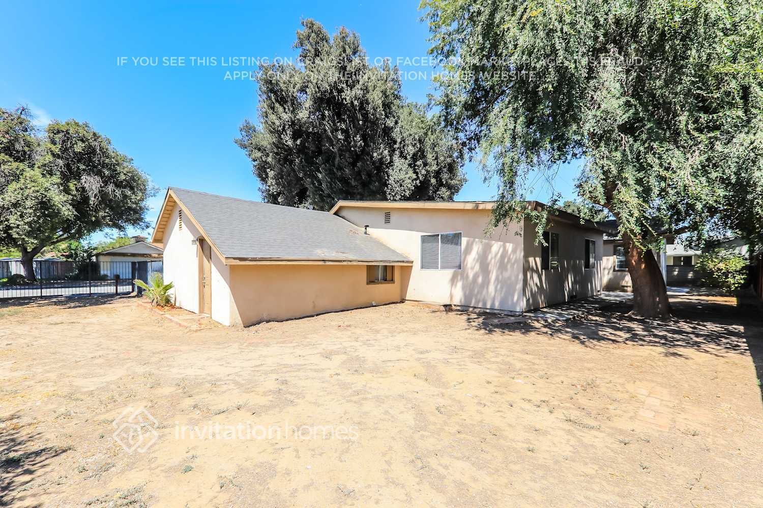 Building Photo - 6990 Malibu Dr