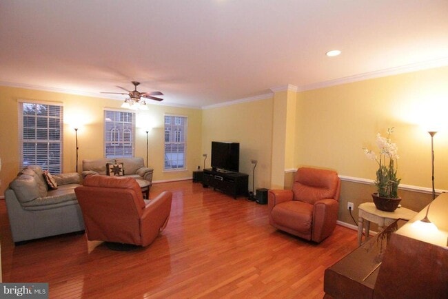 Building Photo - 12010 Lynford Ln