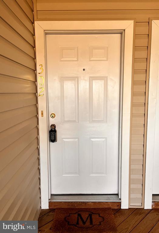 Building Photo - 38 White Pine Cir