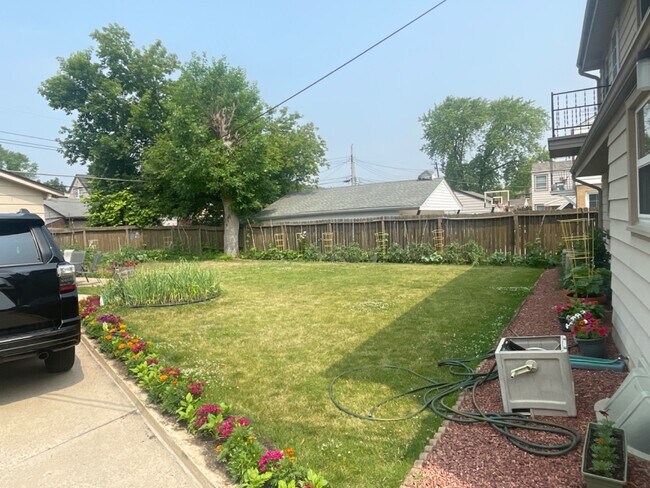 Building Photo - 3541-3543  South 79th Street - 3543