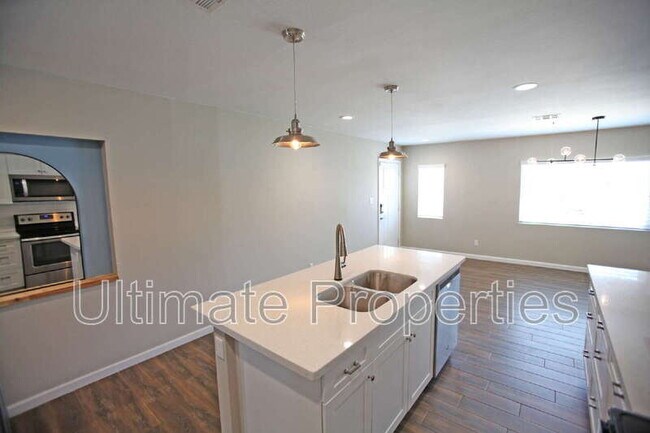 Building Photo - 17802 N 43rd Way