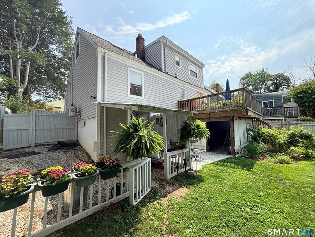 Building Photo - 165 Greenfield Dr