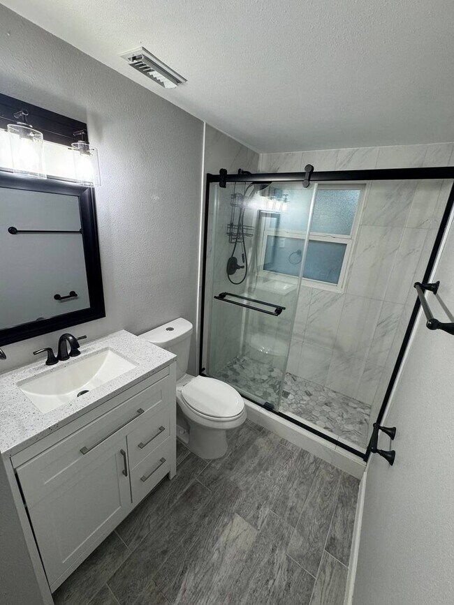 Building Photo - ? AN ABSOLUTE GEM – NO HOA! ?