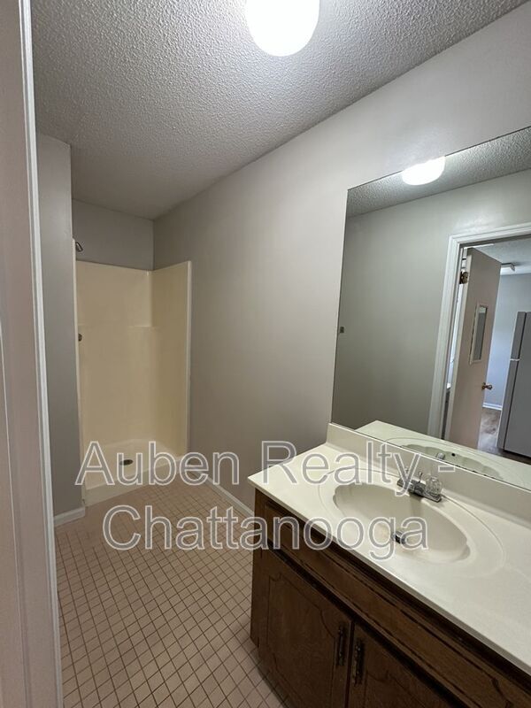 Building Photo - 6741 Ringgold Rd