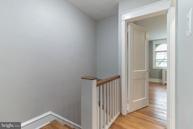 Building Photo - 3512 Vaux St
