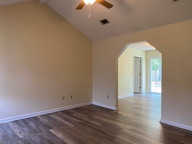 Building Photo - 1337 Loblolly Dr