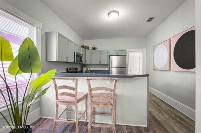 Building Photo - 1913 Redell St