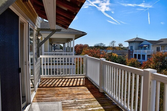 Building Photo - FOR RENT - NORFOLK!