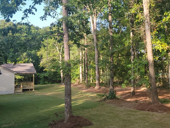 Building Photo - Build to Rent 4 Bdrm Lake Access - Open Ho...