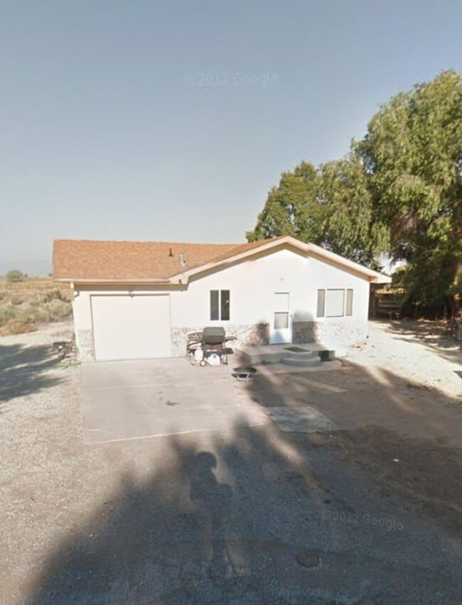 Building Photo - 6862 Femmer St