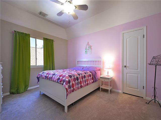 Building Photo - 2409 Tivoli Dr