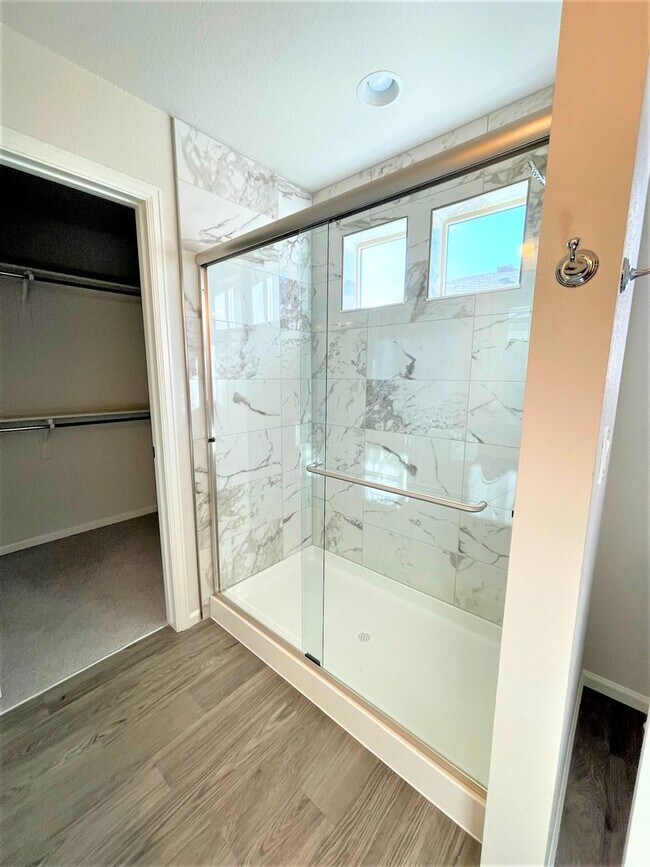 Building Photo - Beautiful 3 Bedroom Home for Rent on Callan Drive