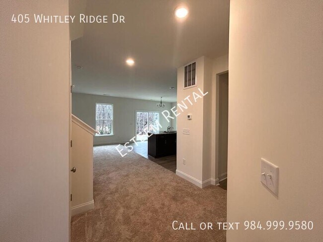 Building Photo - 405 Whitley Rdg Dr