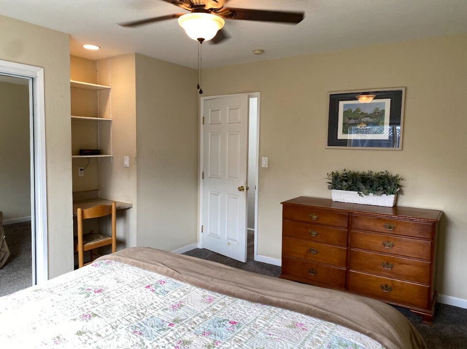 Building Photo - 5383 Woodstock Way