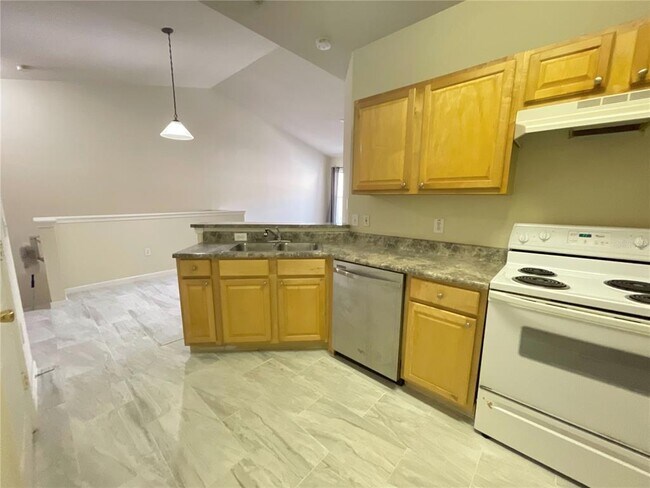 Building Photo - 18108 Villa Creek Dr