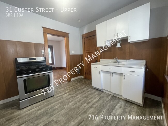 Building Photo - Spacious 3BR Apartment near UB South