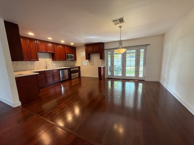 Building Photo - 8425 E Bonita Dr