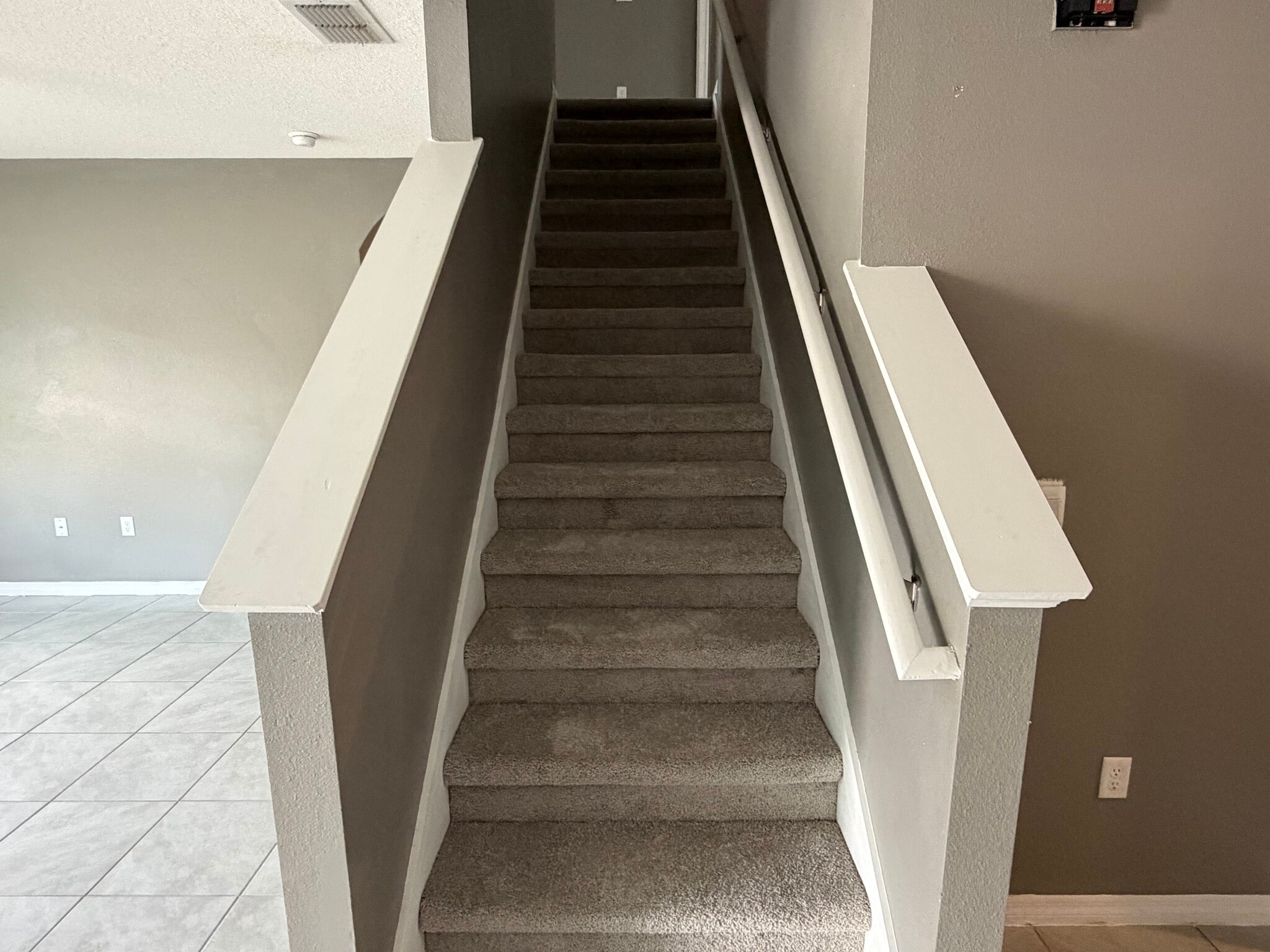 Building Photo - 1304 Sugarwood St