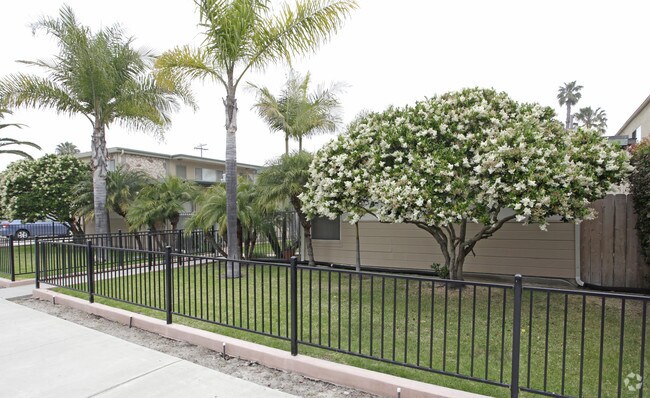 Building Photo - 4075 Arizona St