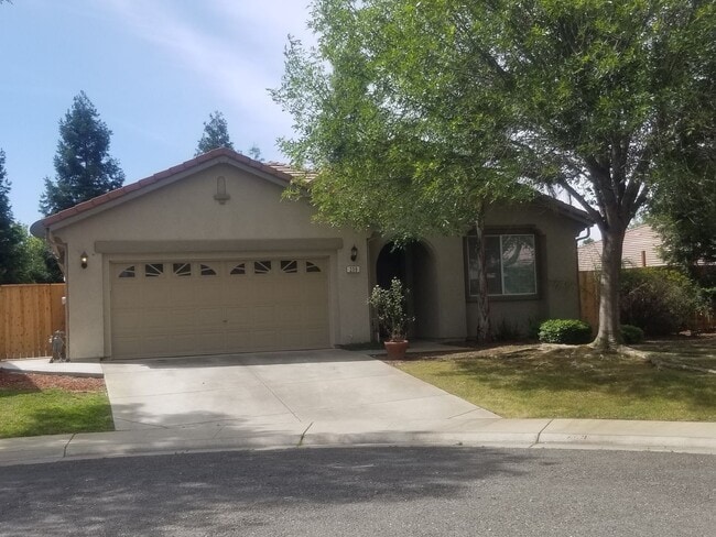 Building Photo - Nice single level Lincoln Crossing Home on...