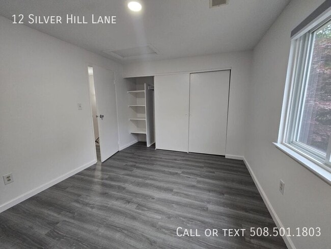 Building Photo - 12 Silver Hill Ln