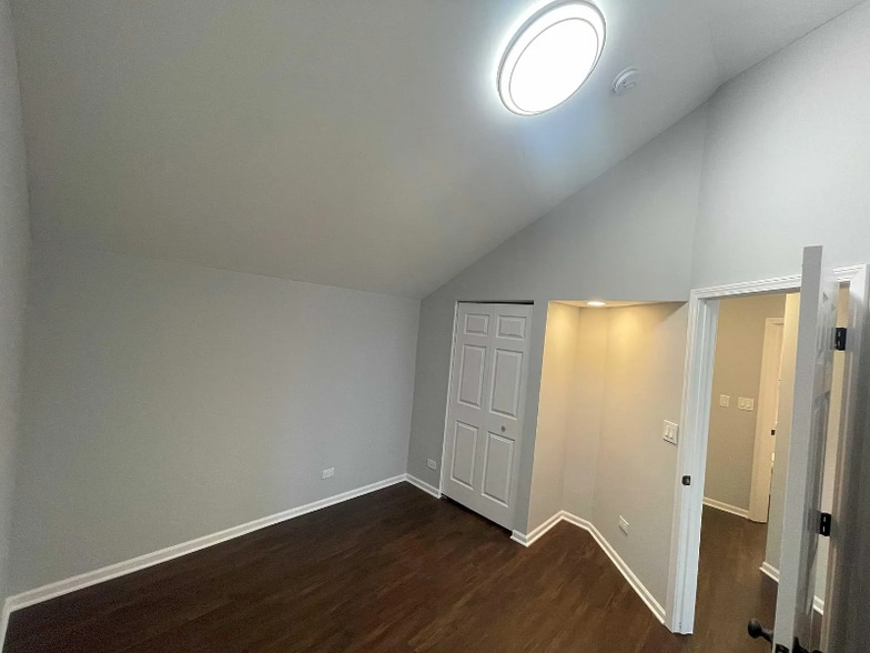 Building Photo - 455 Kilkenny Ct