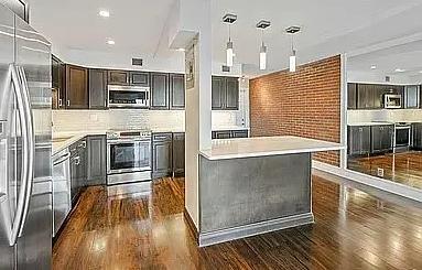 Building Photo - 360 Wilma Cir