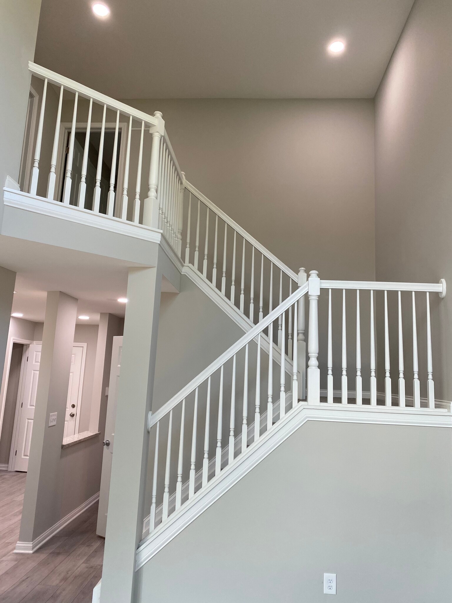 Building Photo - 557 Chadwood Dr