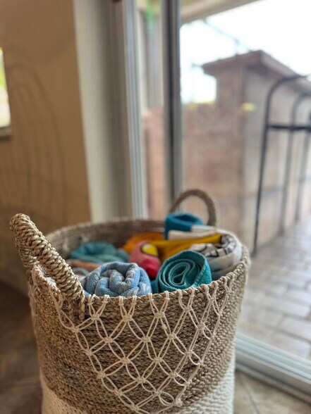 Building Photo - 13042 Sail Away St