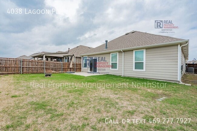 Building Photo - 4038 Lagoon Pl