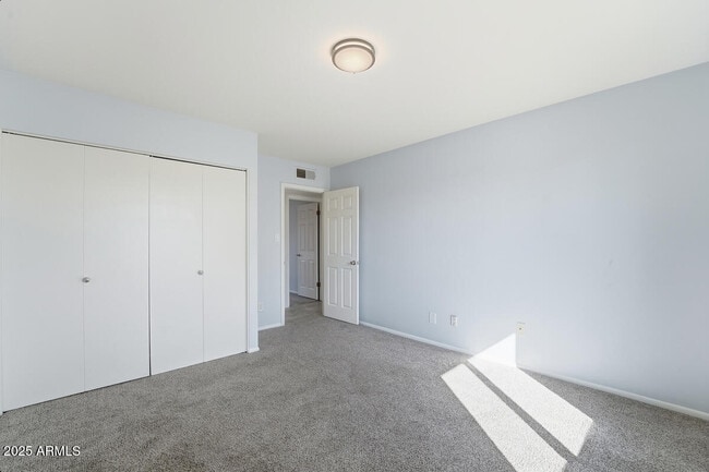 Building Photo - 1644 E Broadmor Dr