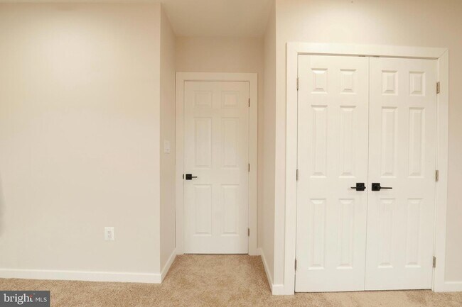 Building Photo - 1625 Montello Ave NE