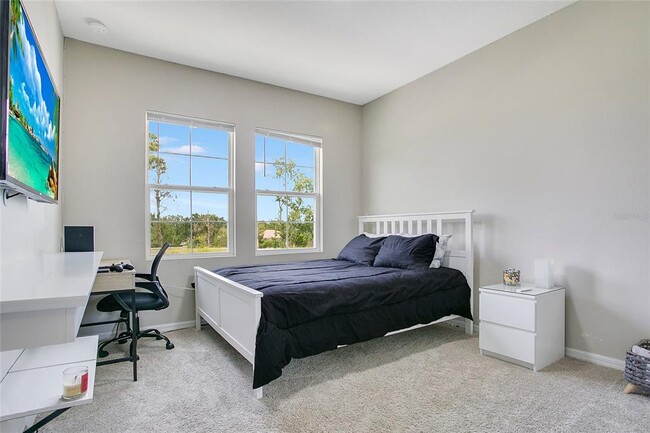 Building Photo - 13540 Fountainbleau Dr