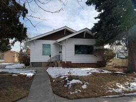 Building Photo - 121 west 8th Street