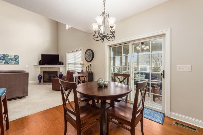 Building Photo - 903 Adara Dr
