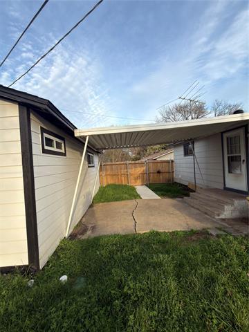 Building Photo - 2426 May Ln