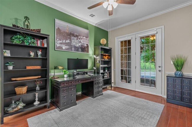 Building Photo - 7505 Roaring Springs Dr