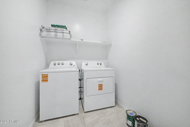 Building Photo - 103 S Collier Ln