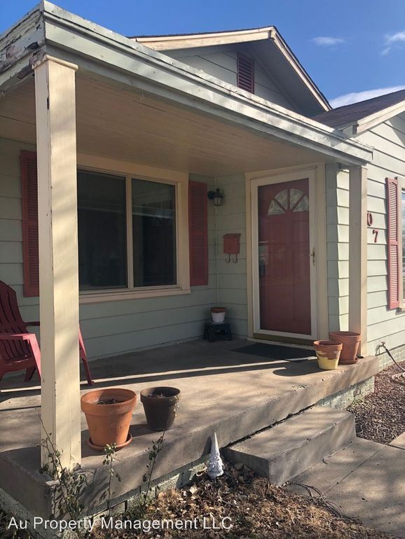 Building Photo - 3407 S Jackson St