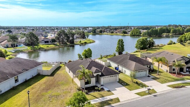 Building Photo - 2447 Torrens Dr