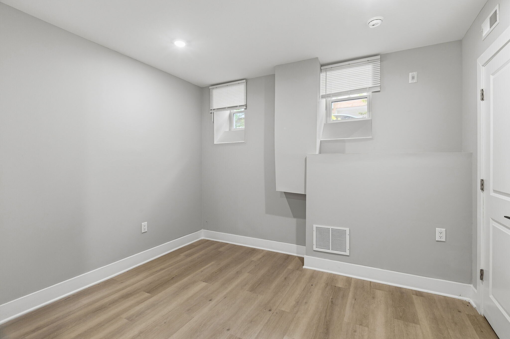 Building Photo - 856 N 19th St