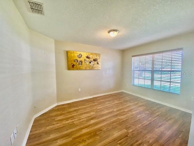 Building Photo - 1057 Stratton Ave