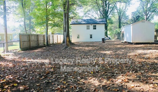 Building Photo - 275 Milling Rd