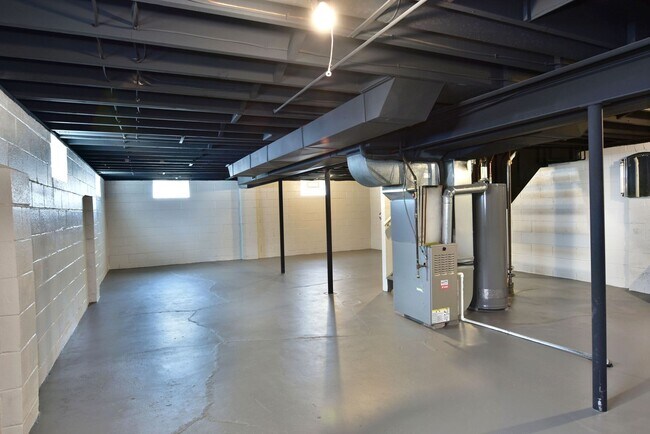 Building Photo - RENTAL AVAILABLE!