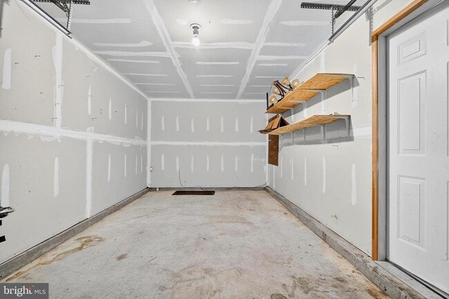 Building Photo - 3231 Halcyon Ct