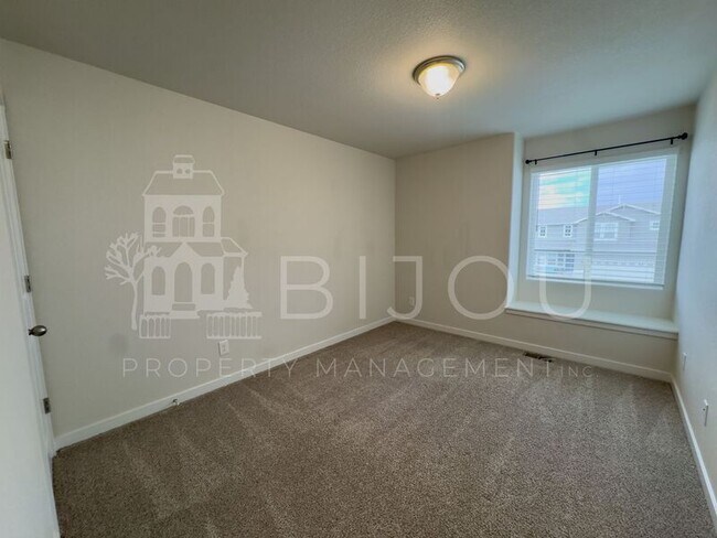 Building Photo - 6933 Bigtooth Maple Dr