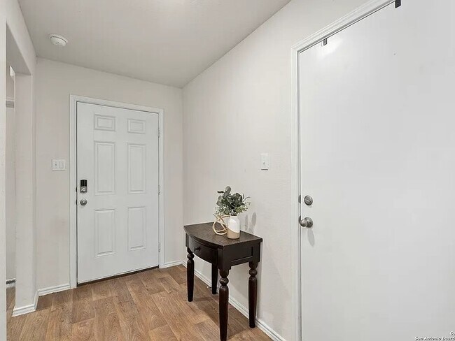 Building Photo - 5826 Kendall Pr
