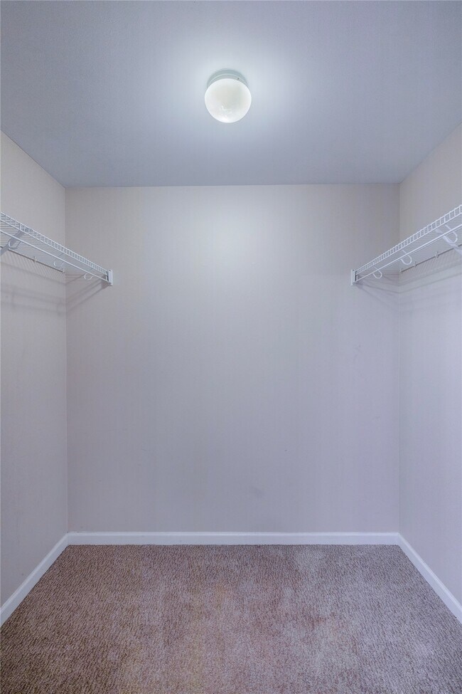 Building Photo - 1511 Locust St